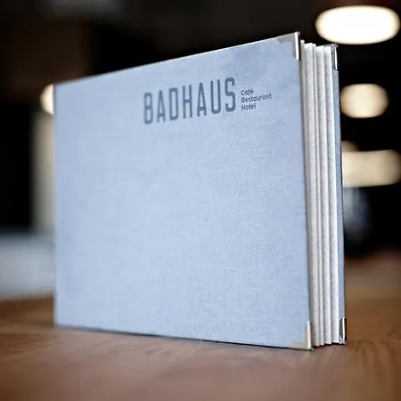 Badhaus - Hotel/restaurant/cafe 2*